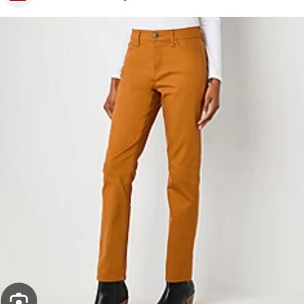 NWT St. John's Bay Terra Cotta Mid Rise Girlfriend Raw Hem Chino Women's 8‎